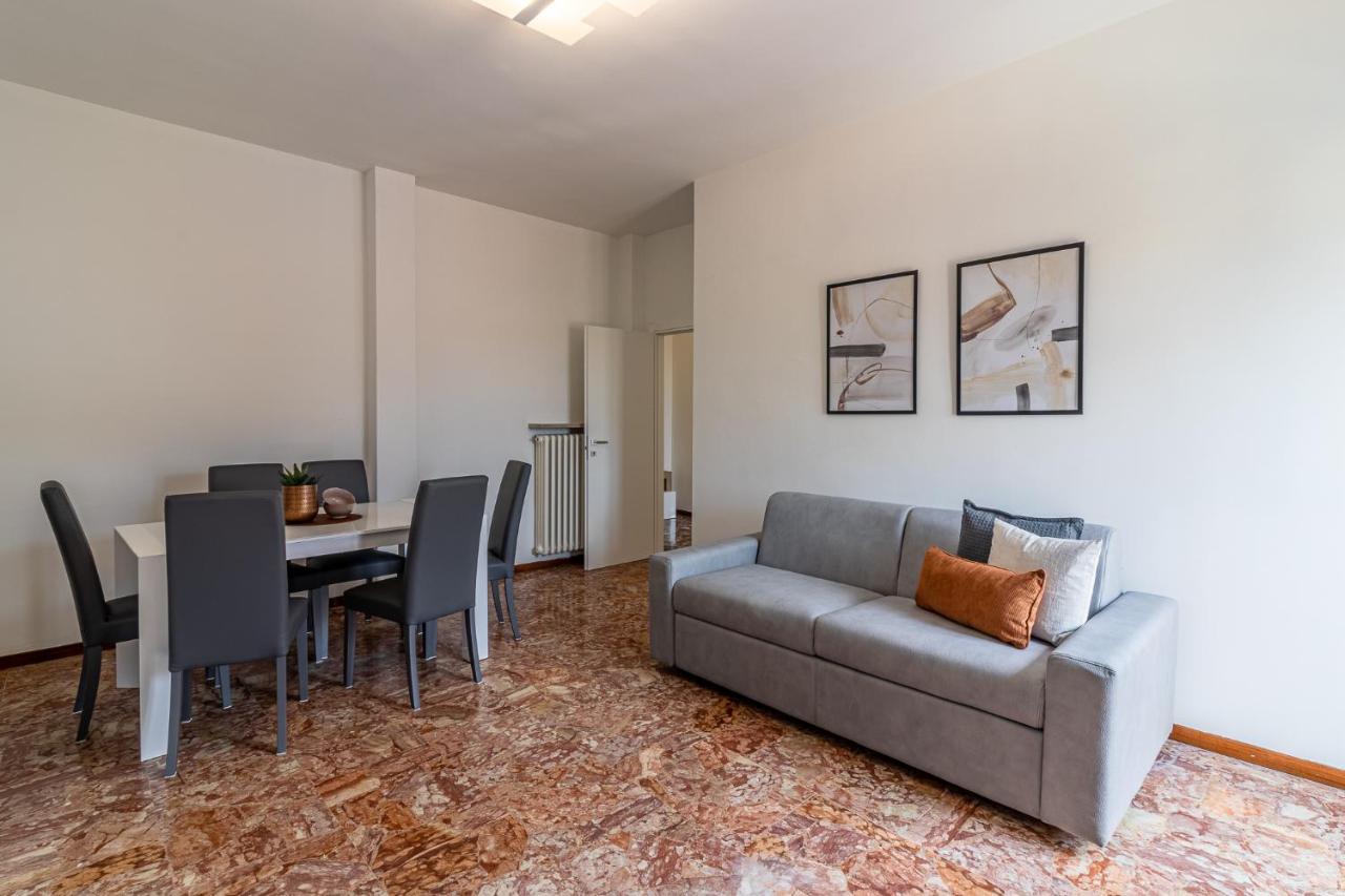 Fiera Di Ferrara Huge Apartment X7! المظهر الخارجي الصورة