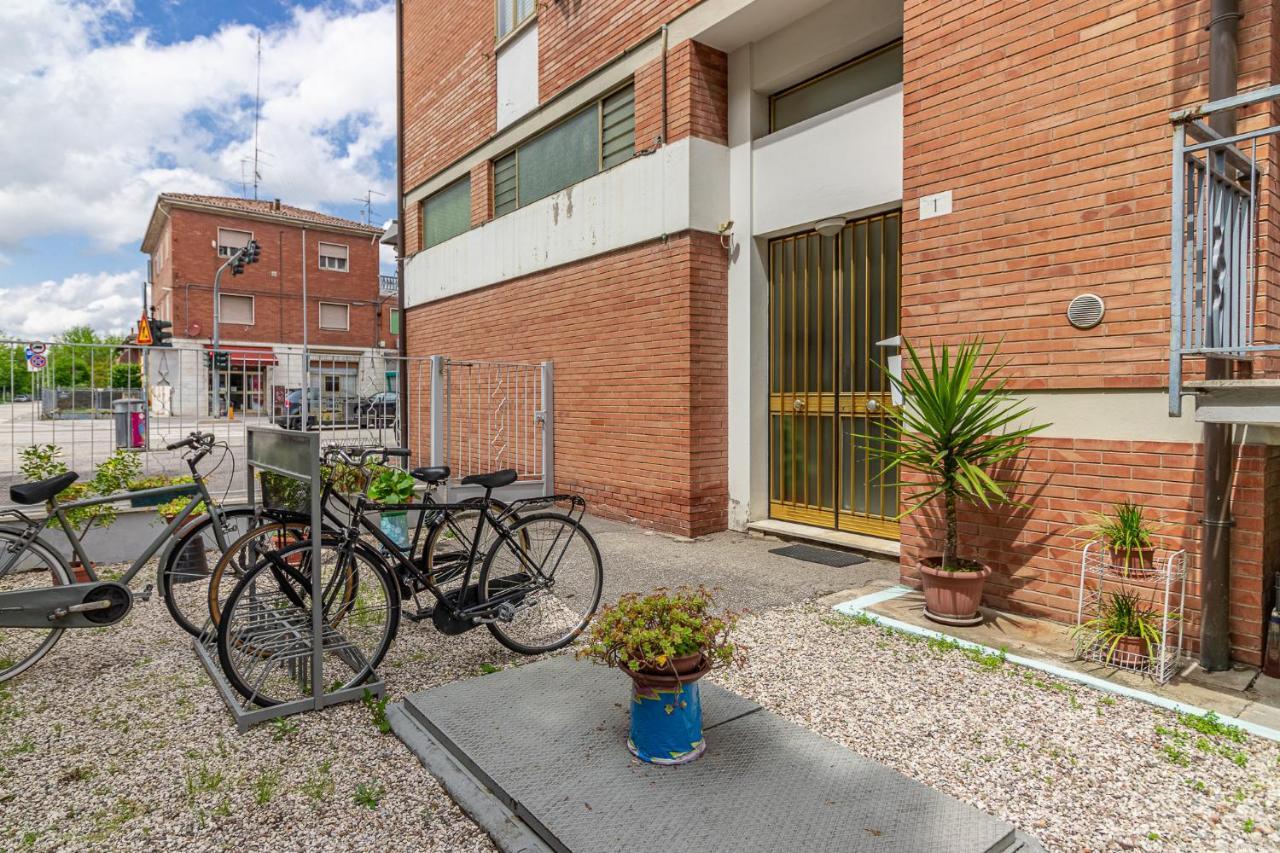 Fiera Di Ferrara Huge Apartment X7! المظهر الخارجي الصورة